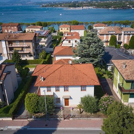 Villa 70 Peschiera del Garda Eksteriør billede