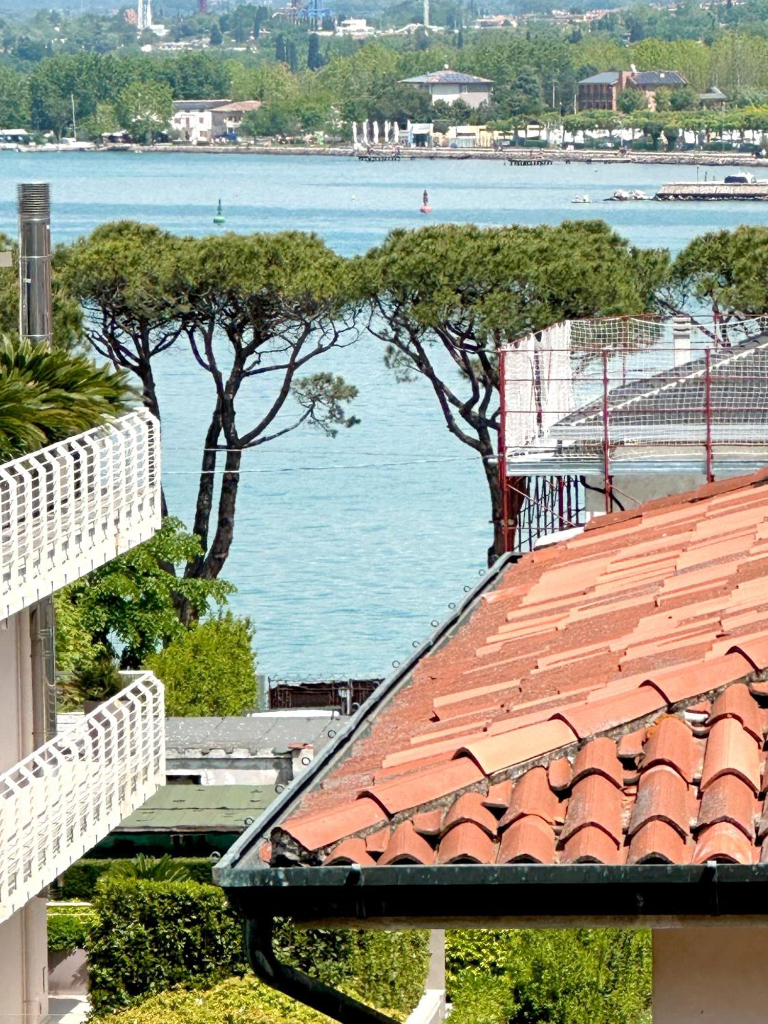 Villa 70 Peschiera del Garda Eksteriør billede