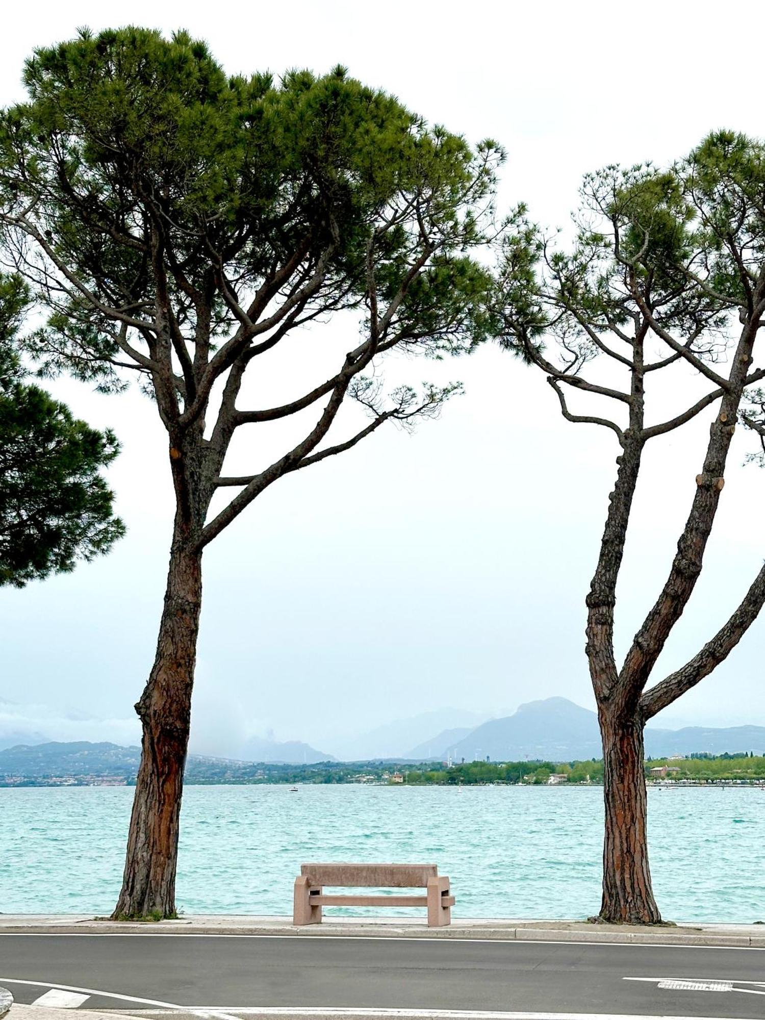 Villa 70 Peschiera del Garda Eksteriør billede