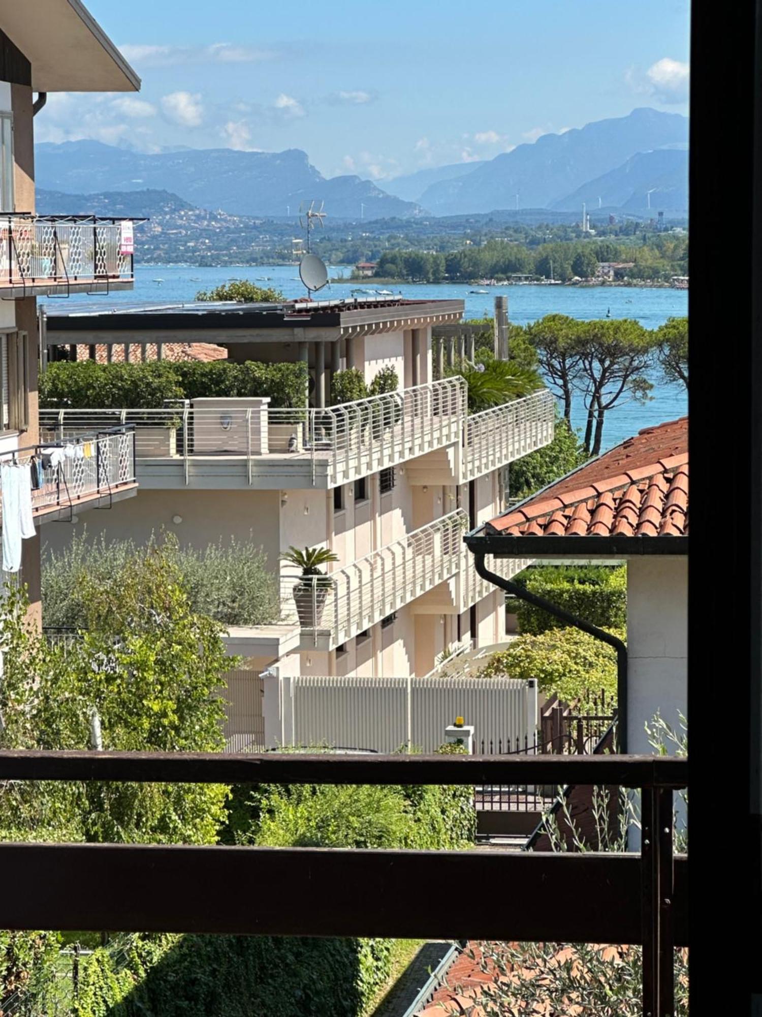 Villa 70 Peschiera del Garda Eksteriør billede